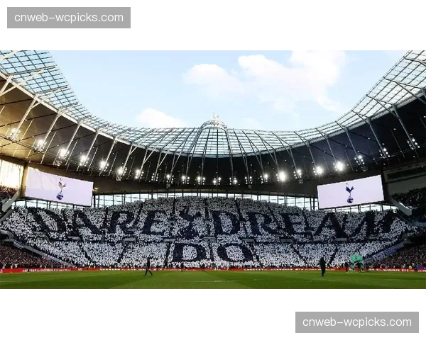 托特纳姆热刺宣布赛季末启动球场顶棚扩展工程,以改善音响与光照