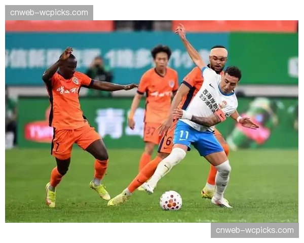 青岛德比0-0闷平，海牛与西海岸互交白卷